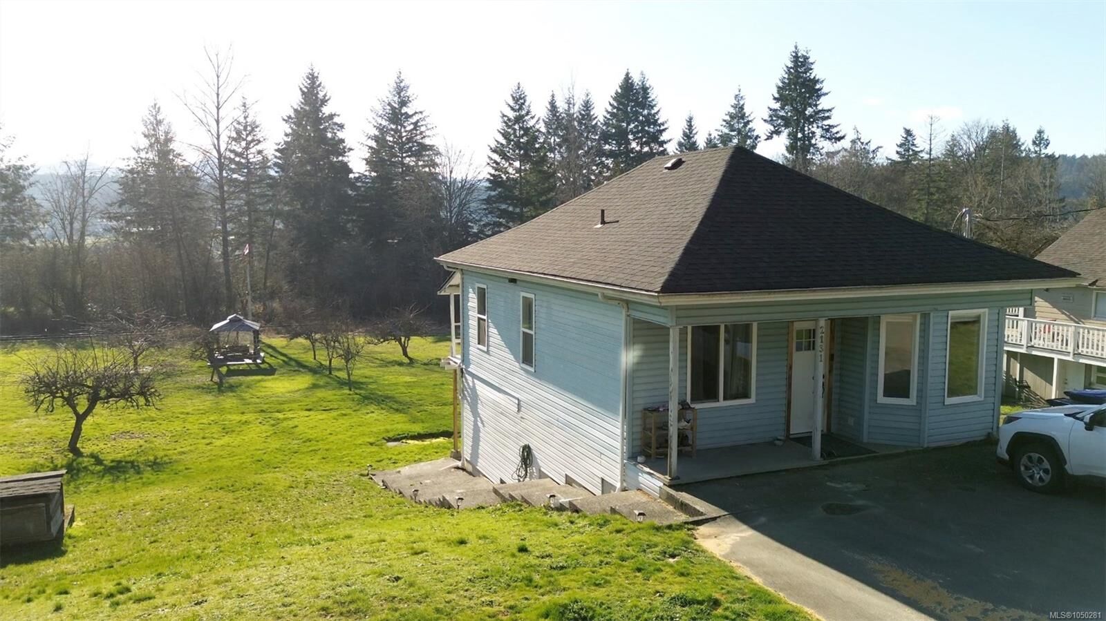 Property Photo: 2131 Minto Ave BC V9X 1R7