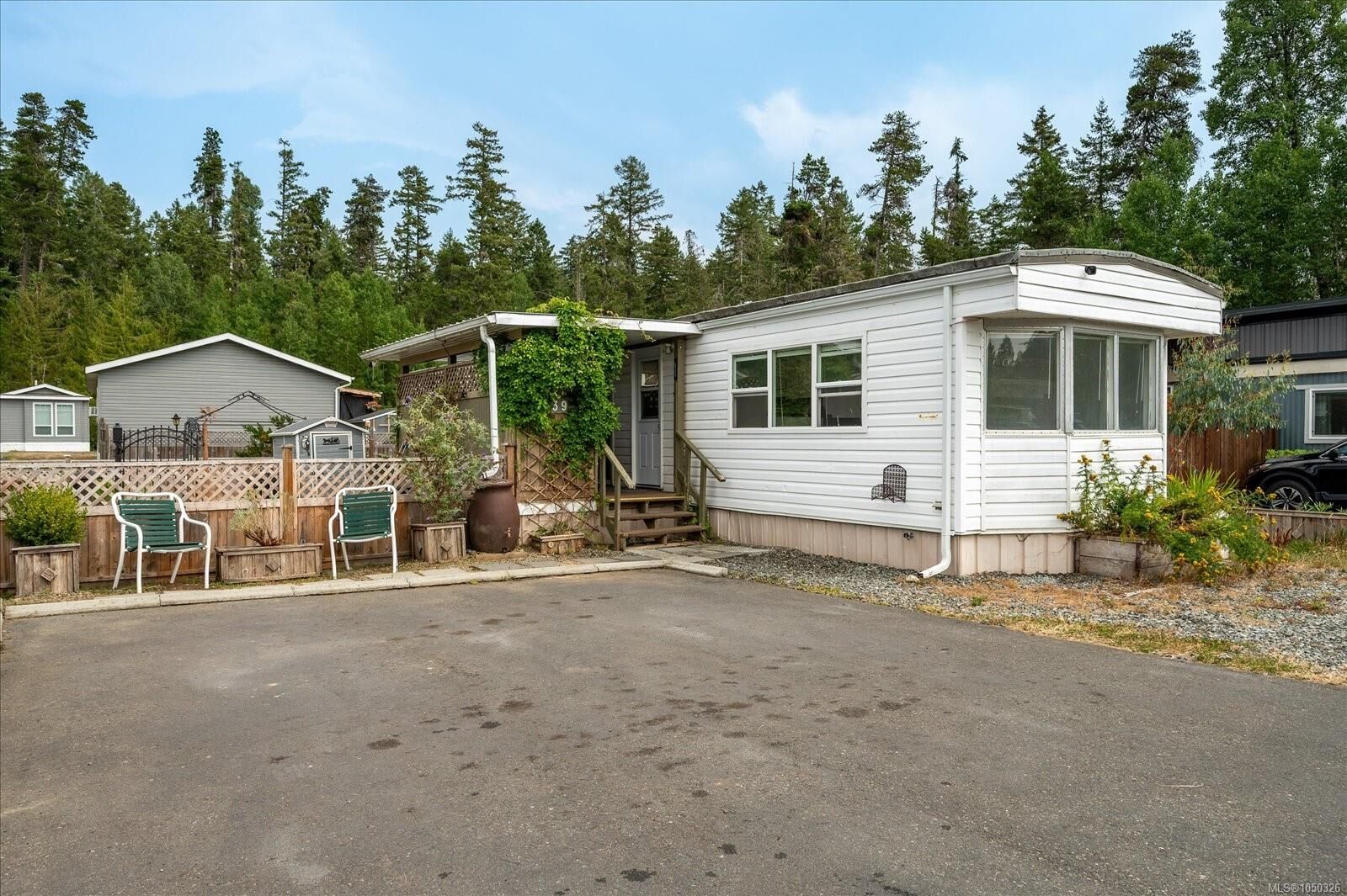 Property Photo: 1050 Bowlby Rd #39 BC V0R 1M0