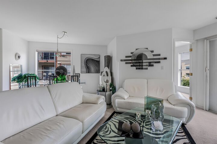 Property Photo:  15290 18th Avenue 206  BC V4A 1W8 