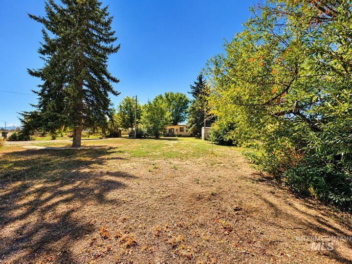 Property Photo: 181 Hillcrest Rd (Approx. 30 S 175 E) ID 83318