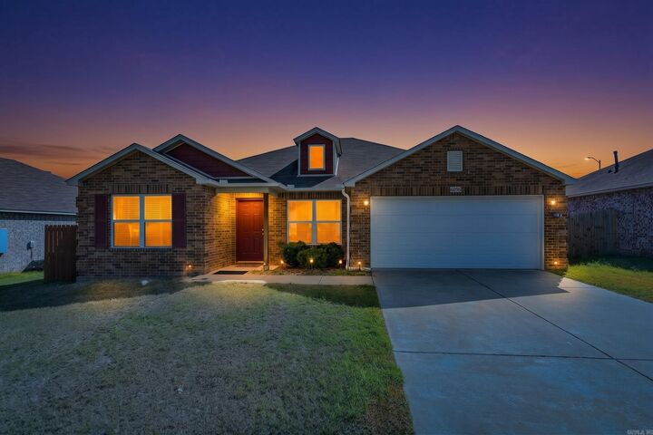 Property Photo:  6096 Saddle Hill Drive  AR 72002 