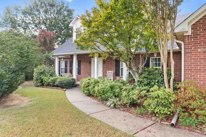Property Photo: 1140 Gertrude Drive AR 72034