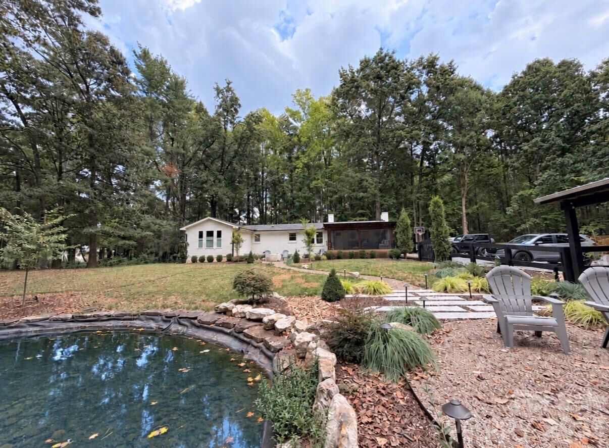Property Photo: 13923 Asbury Chapel Road NC 28078