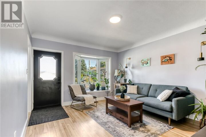 Property Photo:  463 Albinson Street  ON P3C 3W6 