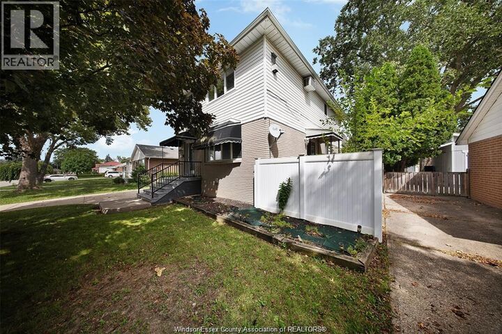 Property Photo:  3138 Hartley Drive  ON N8T 1Z2 