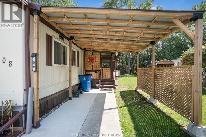 Property Photo:  108 Regency Drive  ON N7L 5A3 