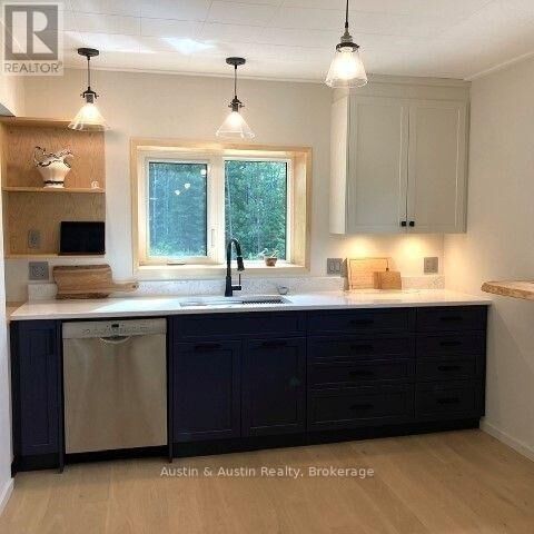 Property Photo: 77 Bedworth Road ON P8N 0A2