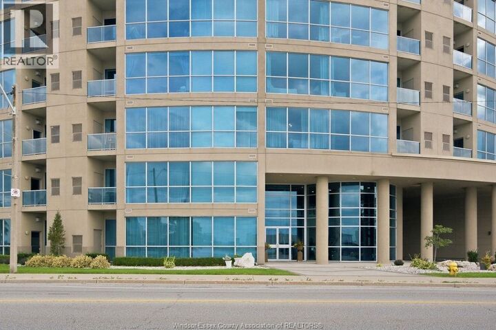 Property Photo:  1225 Riverside Drive 801  ON N9A 0A2 