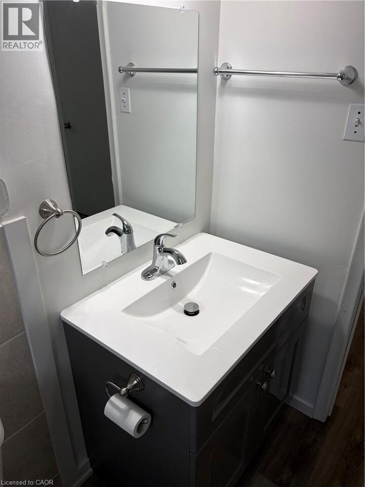 Property Photo:  120 Clive Road 4  ON N2H 3N6 