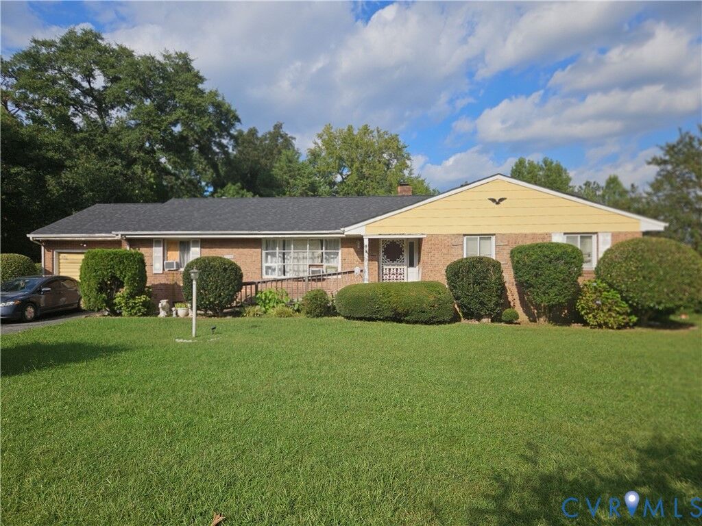 Property Photo:  5200 County Drive  VA 23842 