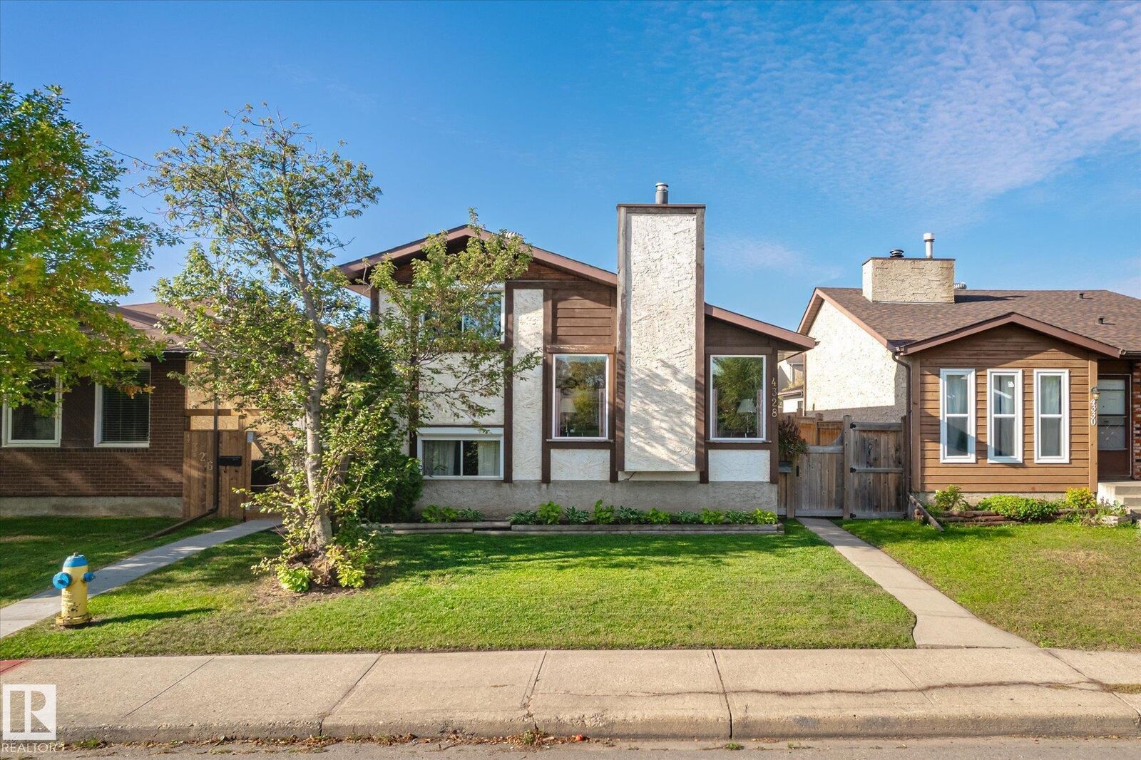 Property Photo:  4328 38 Street NW  AB T6L 4K4 