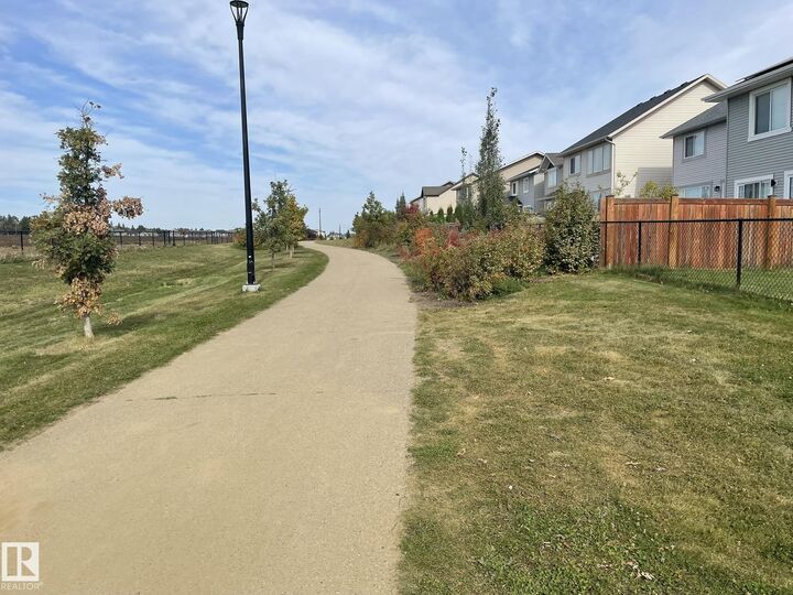 Property Photo:  7939 Erasmus Crescent NW  AB T6M 0S2 