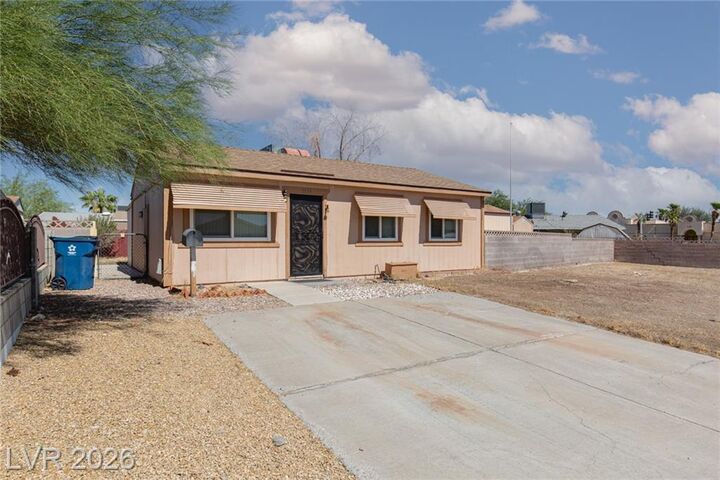 Property Photo:  5574 Northridge Lane  NV 89122 