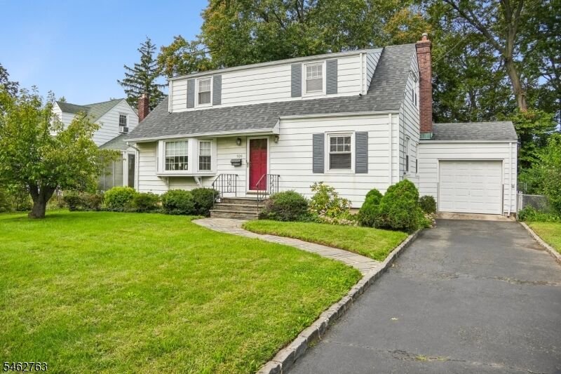 Property Photo:  926 Steib Ter  NJ 07083 