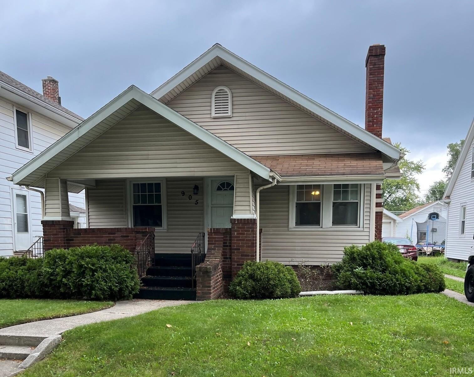 Property Photo: 905 E Rudisill Boulevard IN 46806