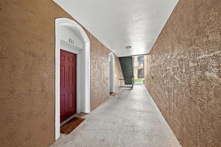 Property Photo:  7135 Yacht Basin Avenue 211  FL 32835 
