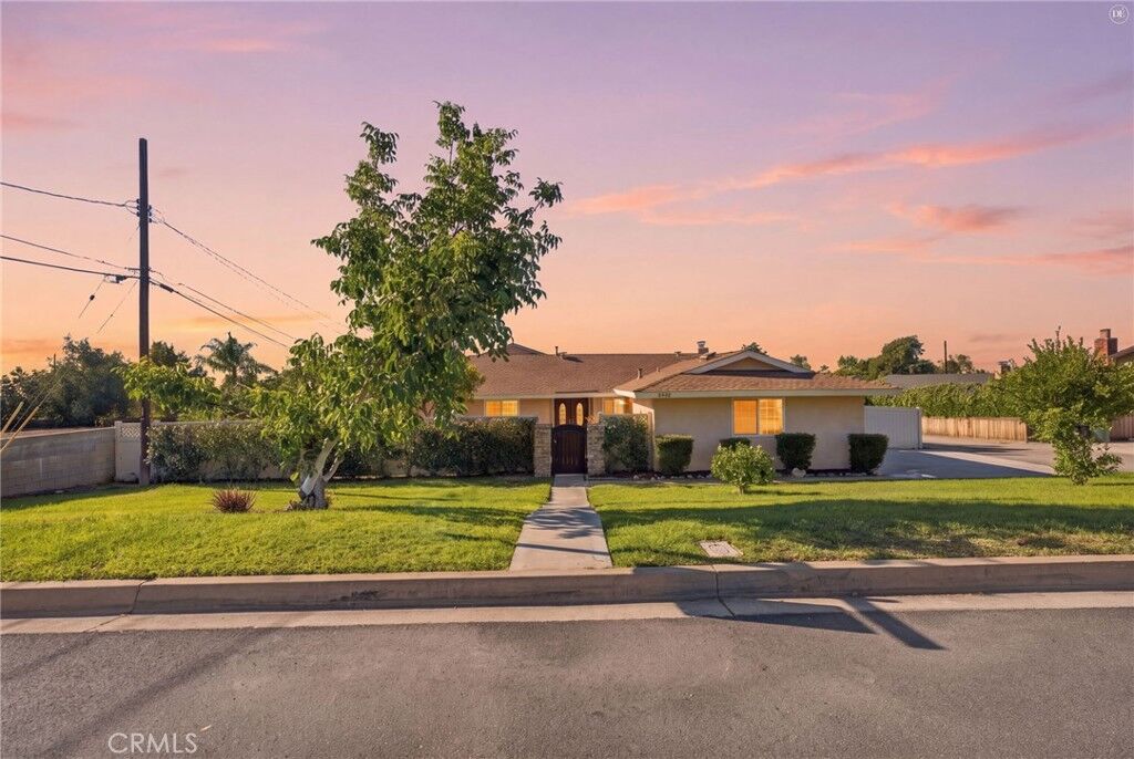 Property Photo:  1270 W 25th Street  CA 91784 