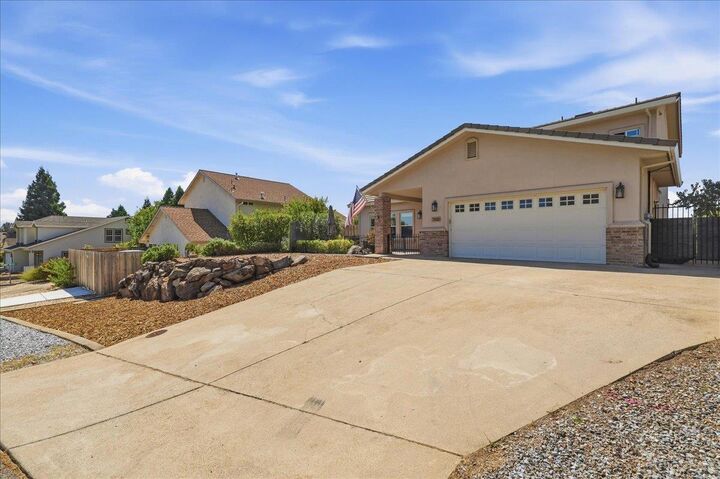 Property Photo:  3100 Woodleigh Lane  CA 95682 