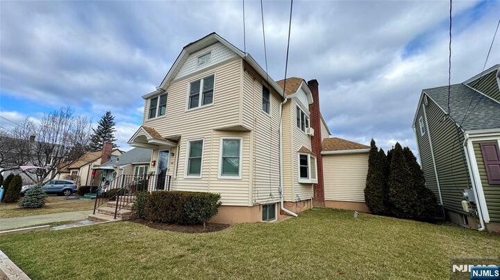 Property Photo:  163 Center Street 2  NJ 07646 
