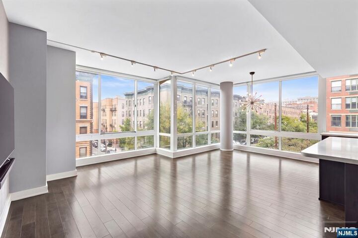 Property Photo:  1100 Maxwell Lane 433  NJ 07030 