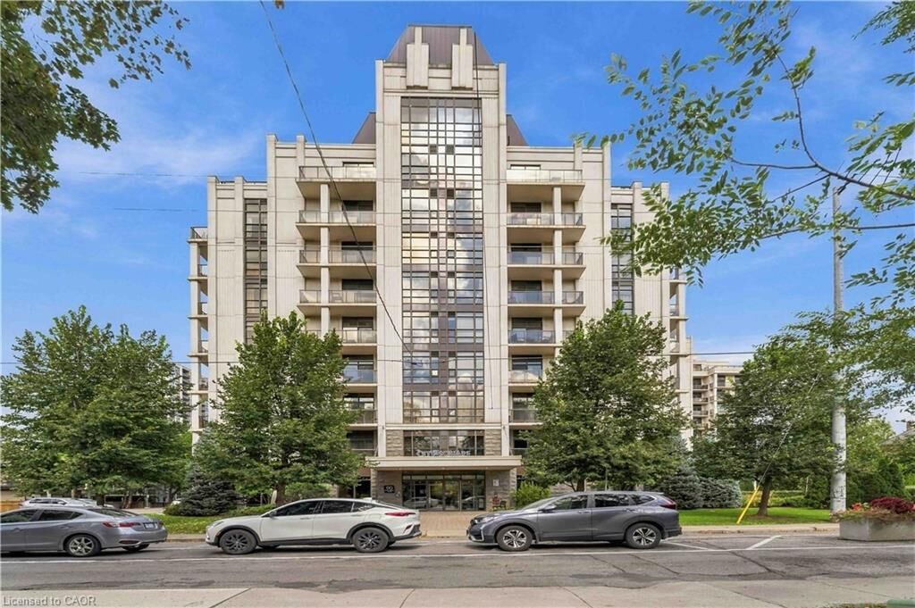Property Photo:  90 Charlton Avenue W 203  ON L8P 0B4 