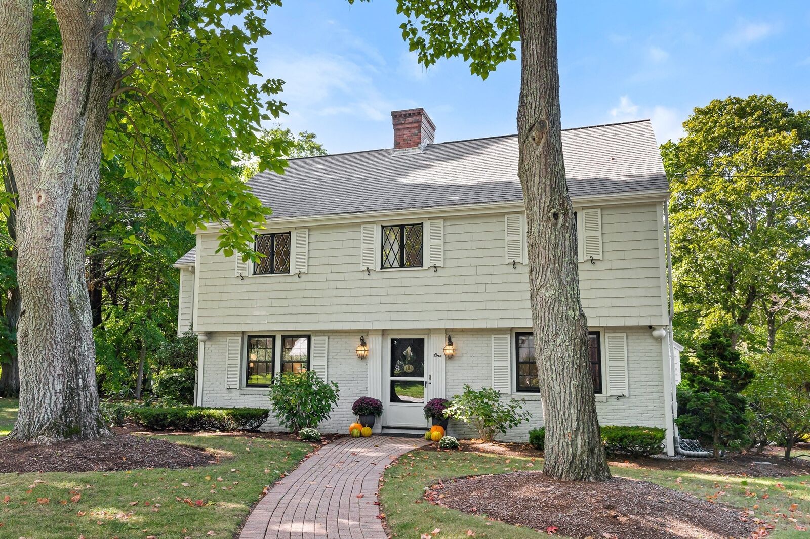 Property Photo:  1 Overlook Way  MA 01890 