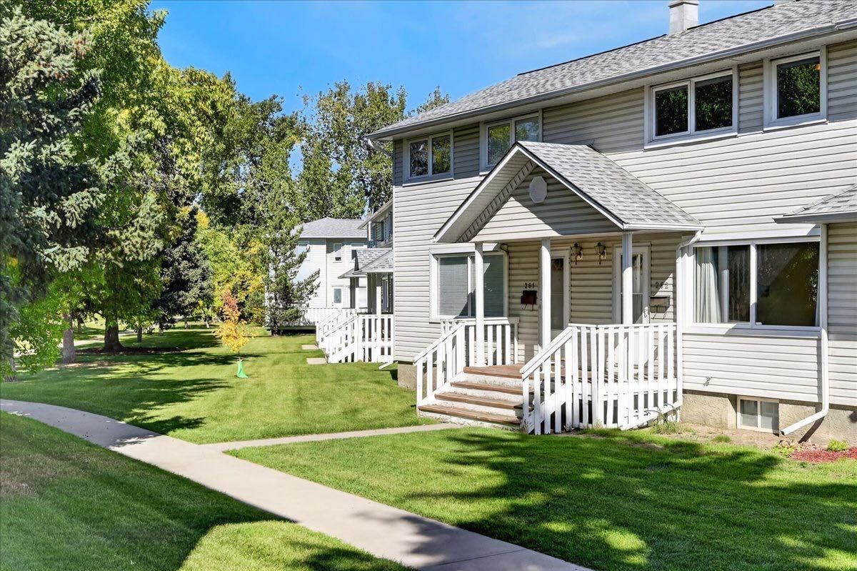 Photo de la propriété: 262 Killarney Glen Court SW AB T3E 2P3
