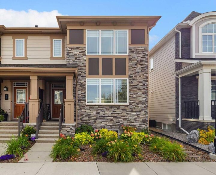 Photo de la propriété:  177 Yorkville Manor SW  AB T2X 4B5 