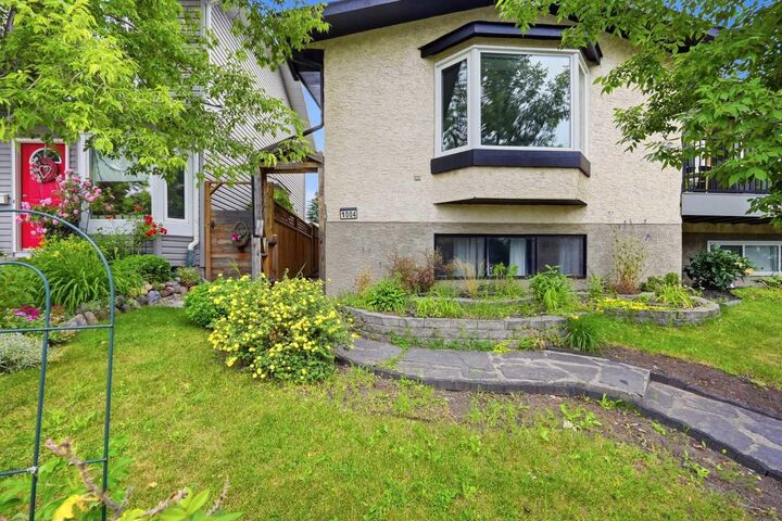 Property Photo:  1004 McKinnon Drive NE  AB T2E 7R8 