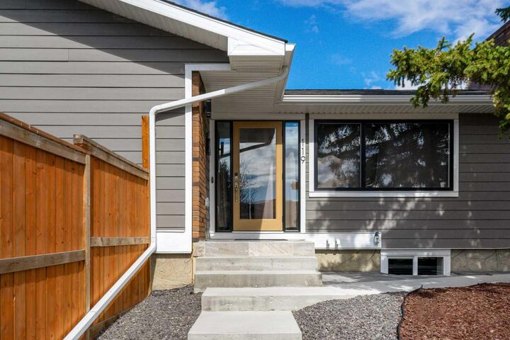 Property Photo: 119 Silvercreek Close NW AB T3B 4G2