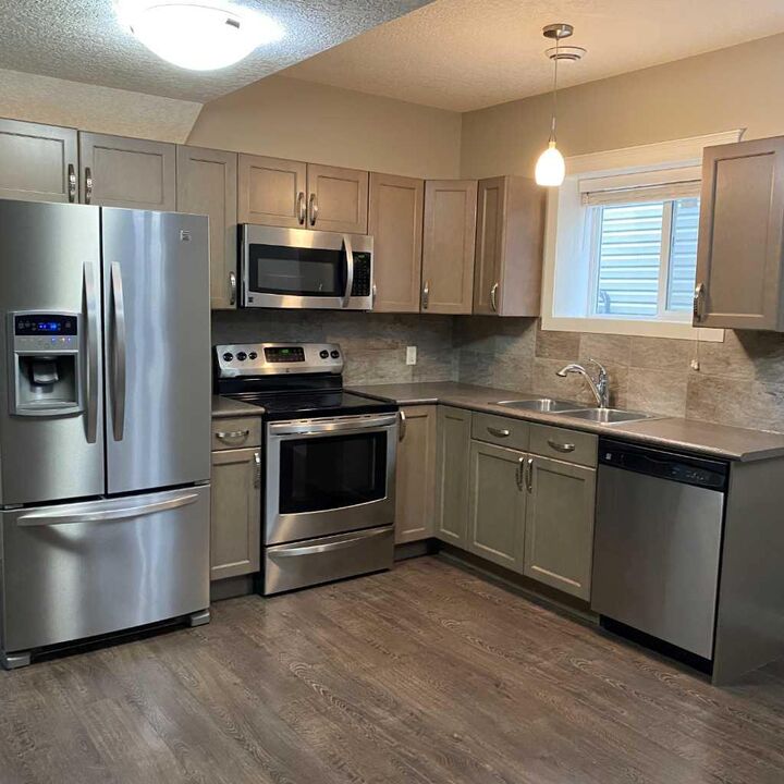 Property Photo:  A(Dn), 9429 88 Street A(Dn)  AB T8X 0H2 