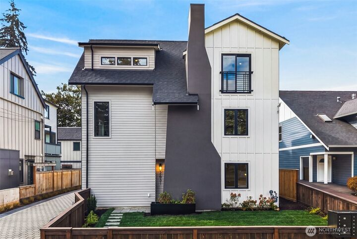 Property Photo: 2631 34th Avenue W WA 98199