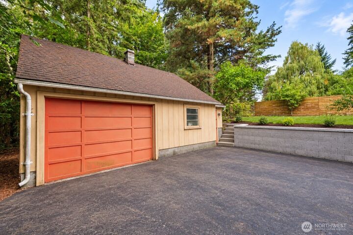 Property Photo:  11325  30th Avenue NE  WA 98125 