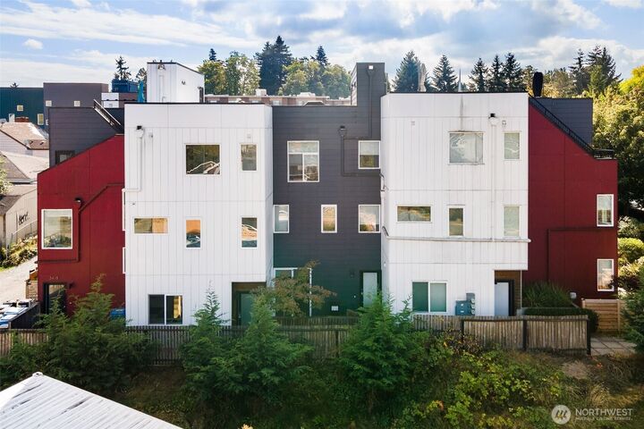 Property Photo:  3420  Renton Place S  WA 98144 