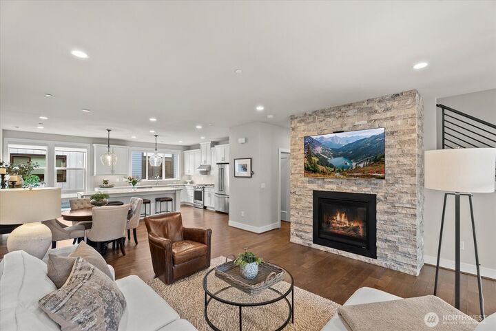 Property Photo:  9631 NE 183rd Street C  WA 98011 