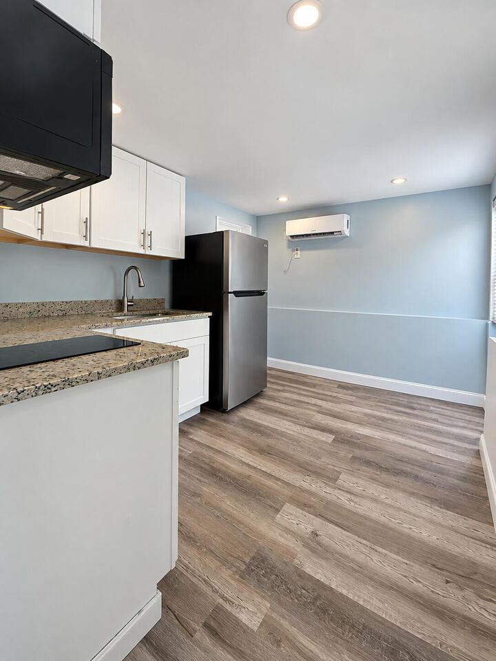 Property Photo:  115 Walker Avenue Unit D  FL 33463 