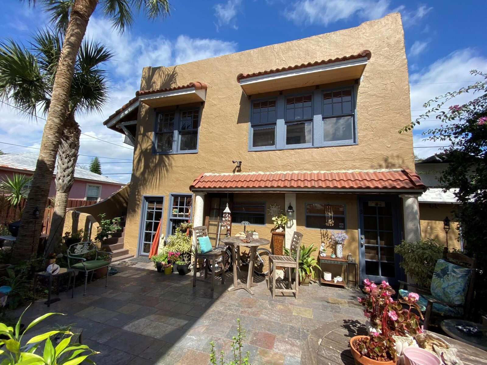 Property Photo:  203 Foresteria Drive 1  FL 33403 