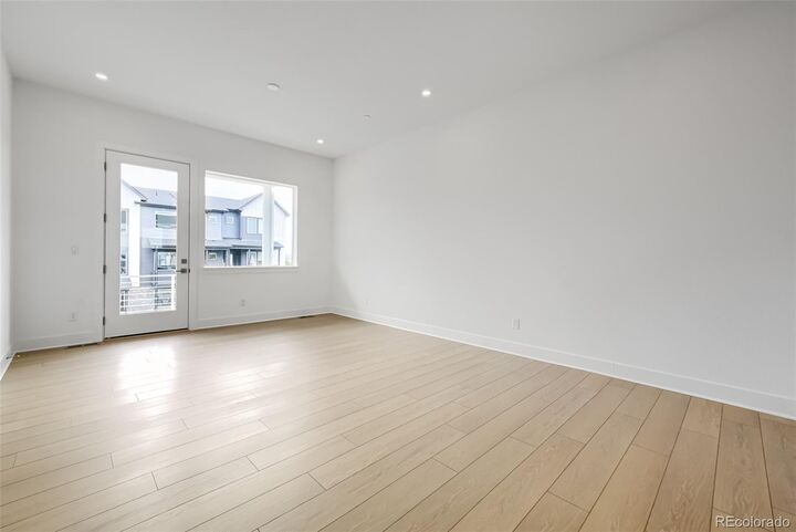 Property Photo:  708 Skyhook Street  CO 80516 