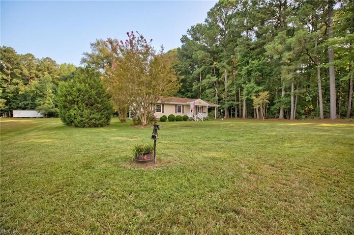 Property Photo: 8482 Broad Marsh Ln VA 23072