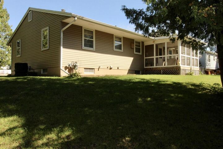 Property Photo:  2288 Staborn Drive  WI 53511 