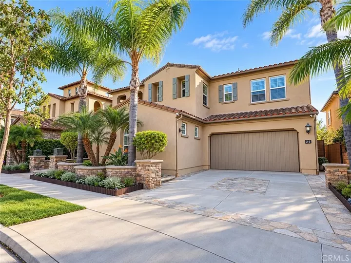 Property Photo: 24 Antique Rose CA 92620