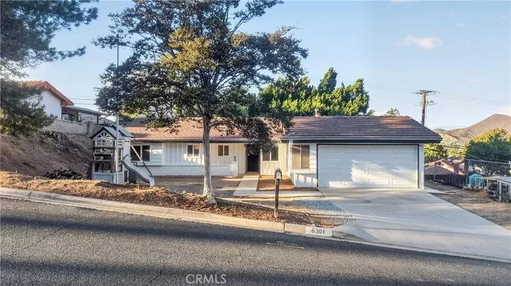 Property Photo:  6301 Avenue De Palma  CA 92509 