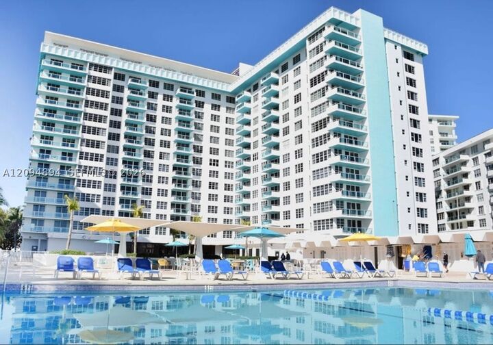 Property Photo:  5101 Collins Ave 11N  FL 33140 