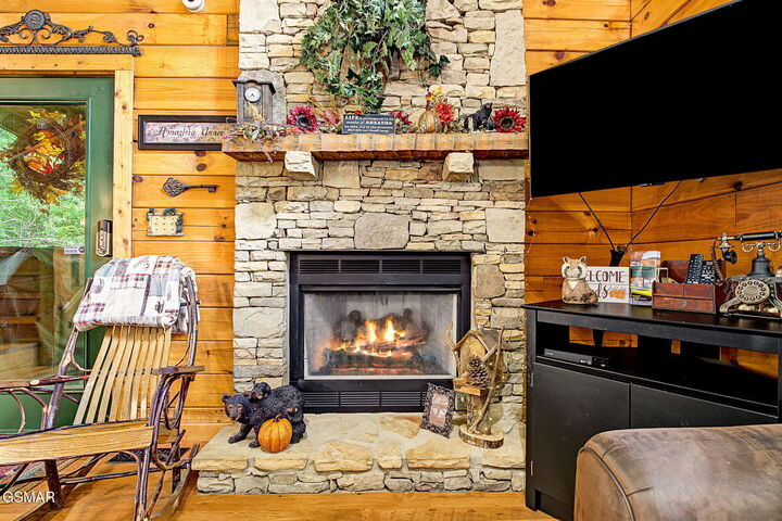 Property Photo:  1124 Twin Oaks Road  TN 37738 