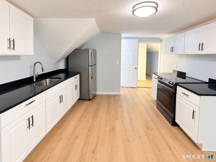 Property Photo:  521 Moose Hill Road 3  CT 06468 