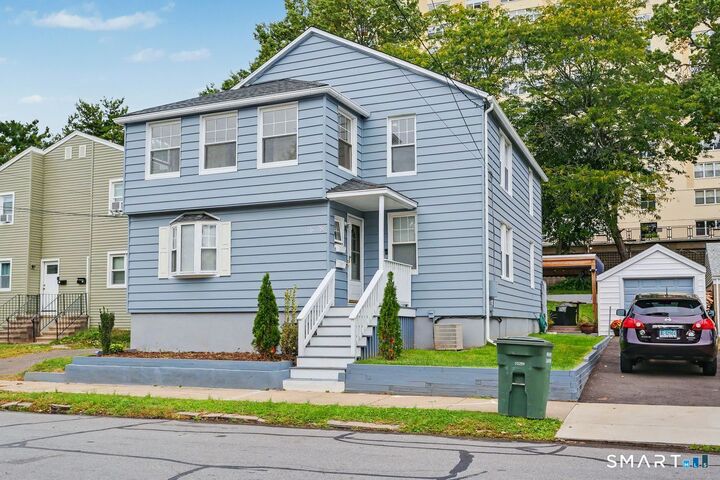 Property Photo:  76-78 Suburban Avenue  CT 06604 