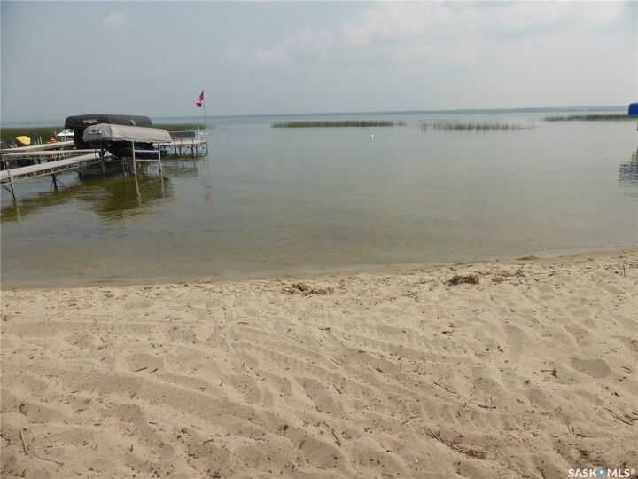Property Photo:  117 Strawberry Crescent  SK S0M 1J0 