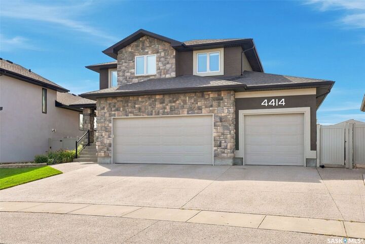 Property Photo:  4414 Sandpiper Crescent E  SK S4V 1N3 