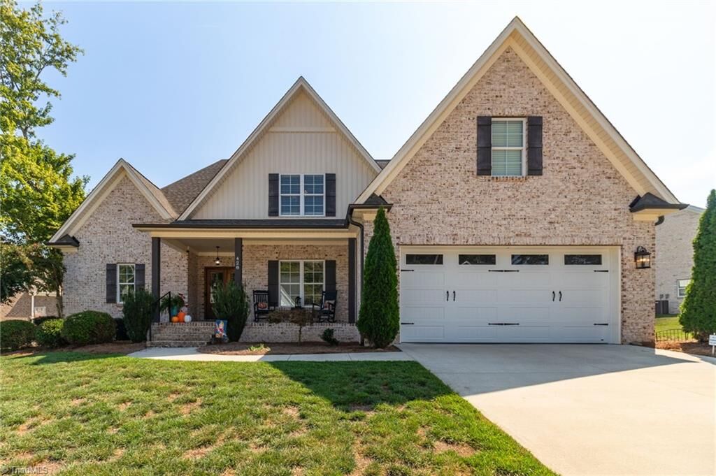 Property Photo: 428 Wentworth Drive NC 27107