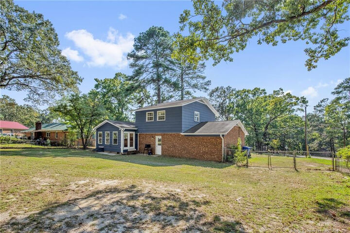 Property Photo: 512 Dashland Drive NC 28303